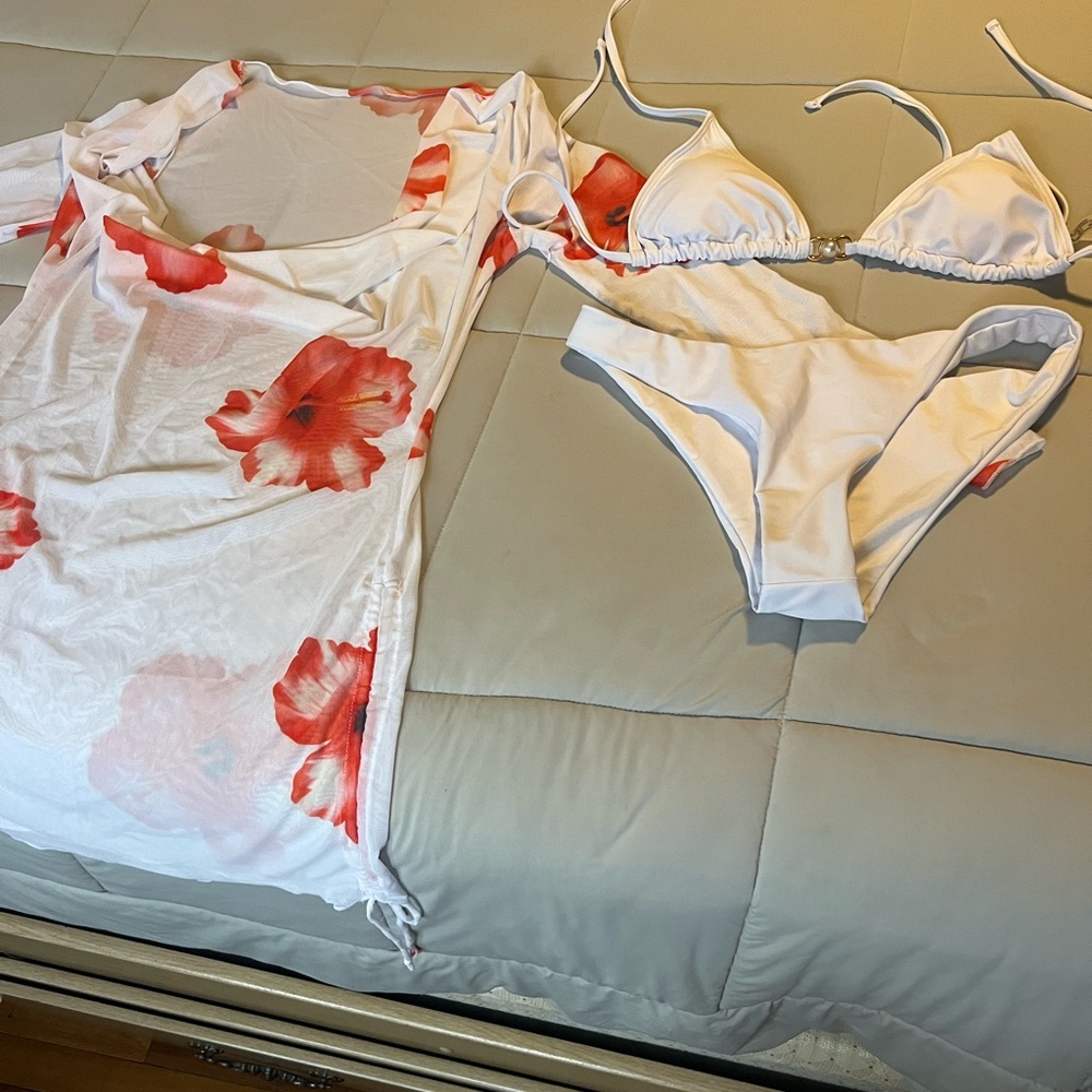 White and Red Floral Bikini Set with Cover-Up